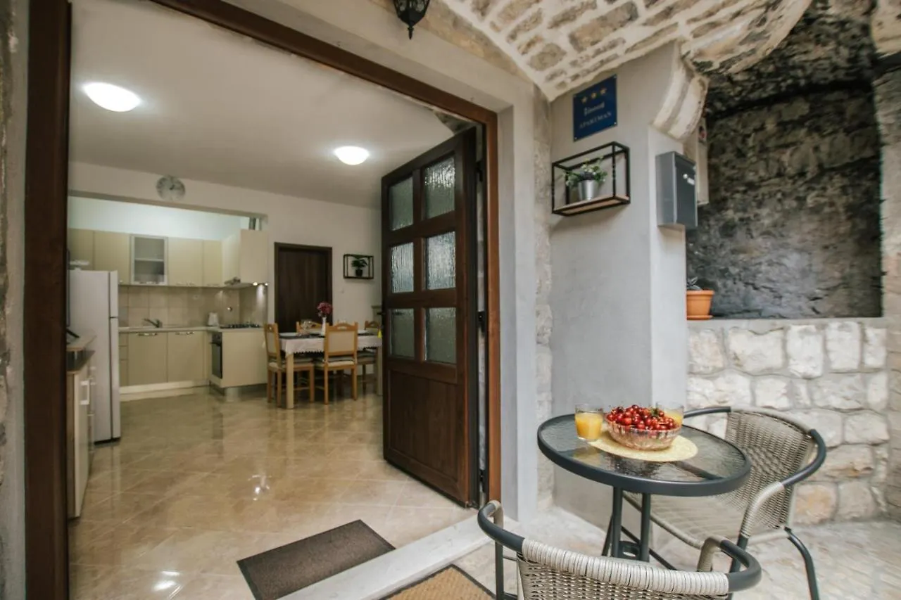 Modern Traditional Apartment W Patio Near Beach Kastela 0*,